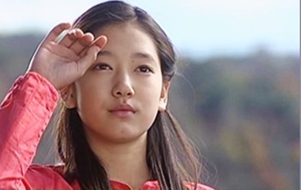 15 Transformasi Park Shin-hye dari kecil hingga dinikahi Choi Tae-joon