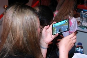 9 Tips agar kamu bisa jadi pro gamer, latihan fisik juga penting lho 