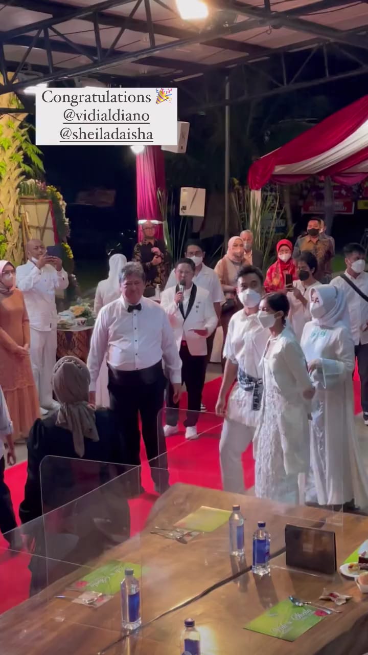 Naik helikopter, ini 11 momen ngunduh mantu Vidi Aldiano & Sheila Dara