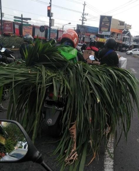 11 Potret lucu driver ojek online punya 'bakat terpendam', ada-ada aja