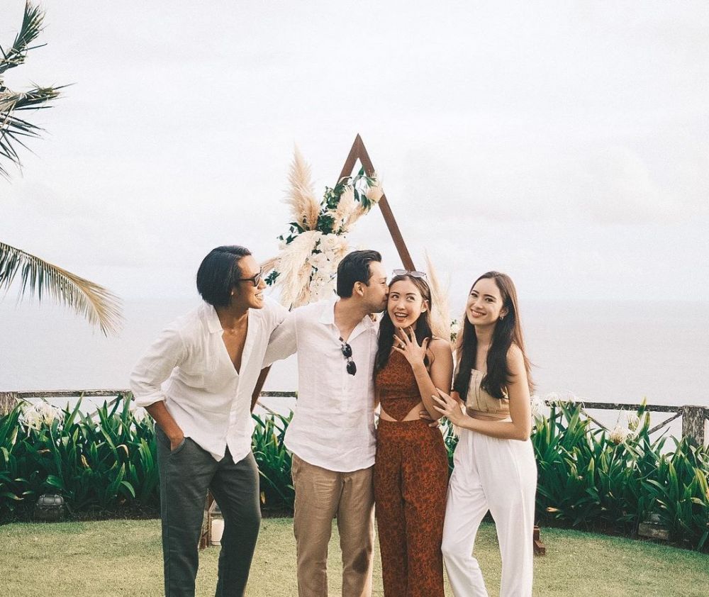 11 Potret mesra Sean Gelael dan Naarah Joesoef, sepupu Dian Sastro