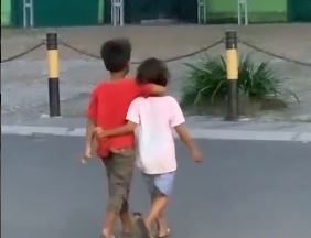 11 Potret kocak kelakuan polos bocah cilik ini bikin gemas