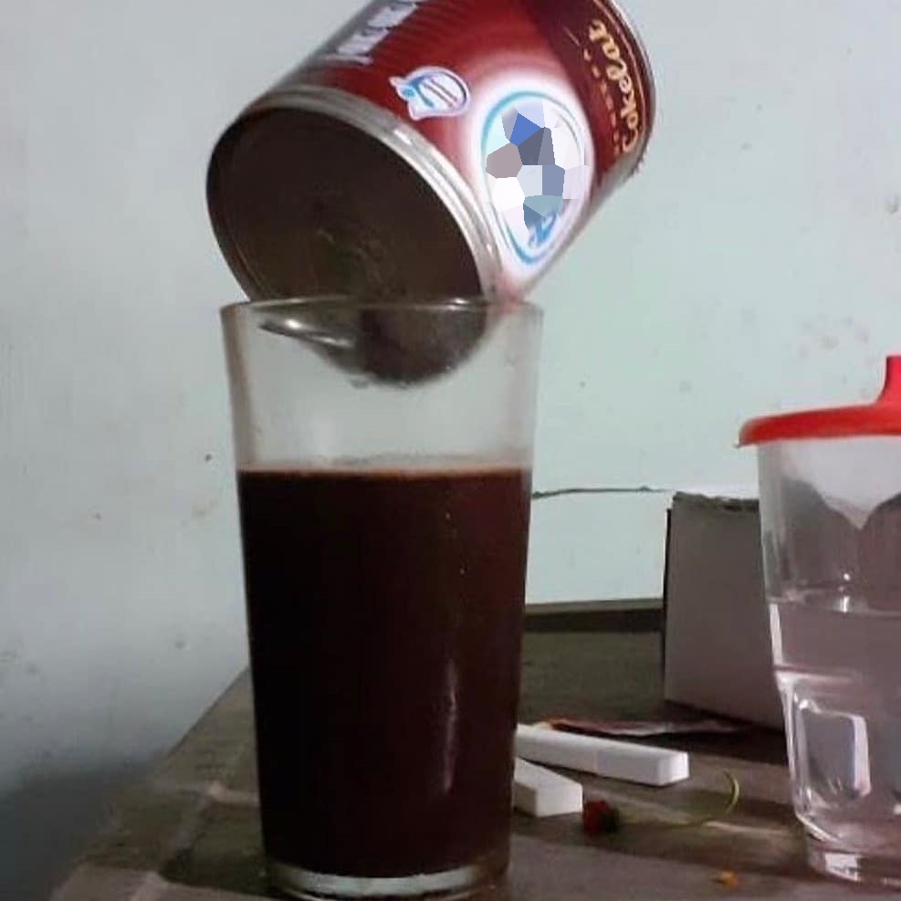 11 Potret ngenes akibat kebanyakan melamun ini bikin senyum tipis
