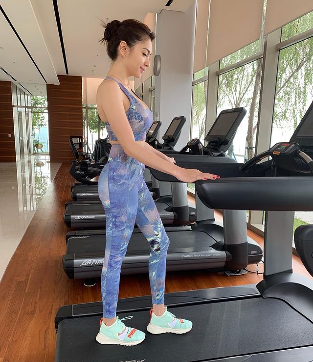 7 Pola makan Angel Karamoy, bikin kulit glowing dan tubuh sehat