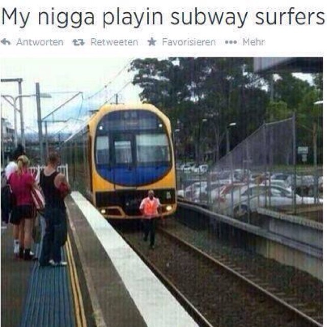 11 Momen orang lewat jalan tak biasa, aksinya bikin geleng kepala