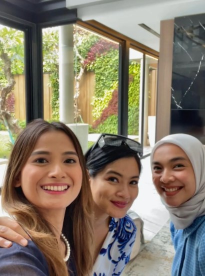 11 Momen Acha Septriasa reuni dengan rekan seleb, ketemu Irwansyah