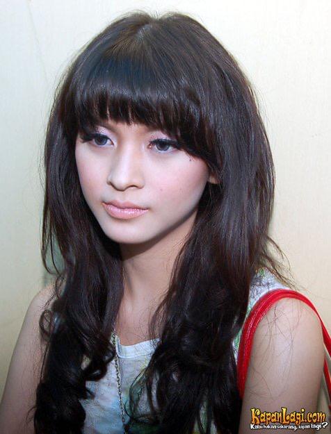 Potret awal karier 7 pemain 'Rumput Tetangga', Titi Kamal curi atensi