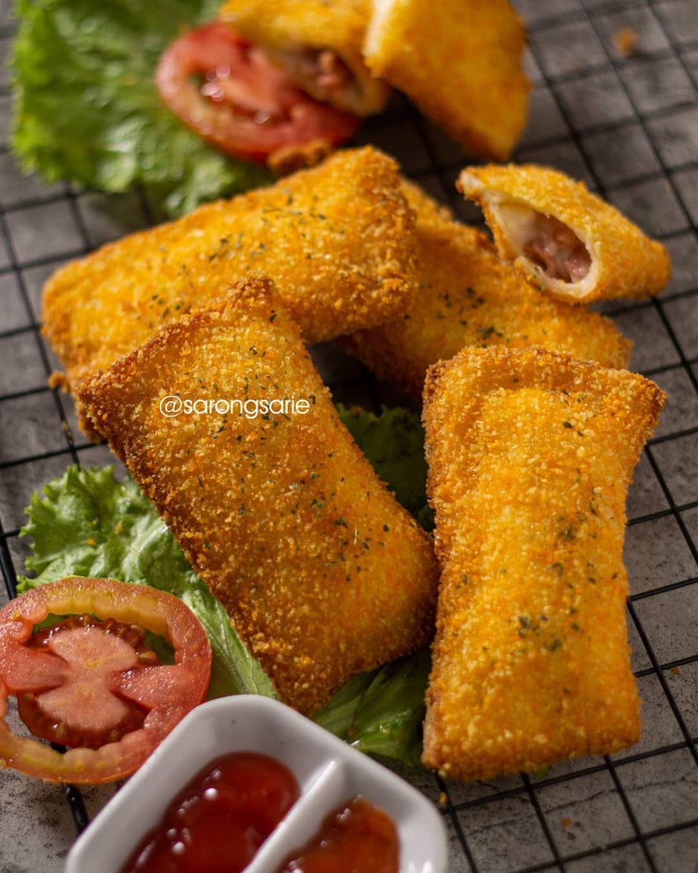 Resep roti tawar goreng sosis mayo, mudah dibuat dan enak