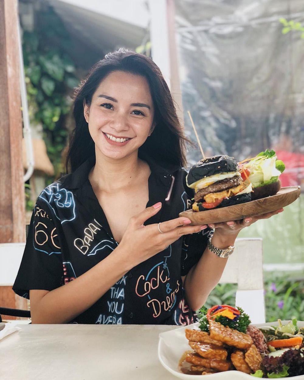 7 Pola makan Kirana Larasati, bikin tubuh langsing usai melahirkan