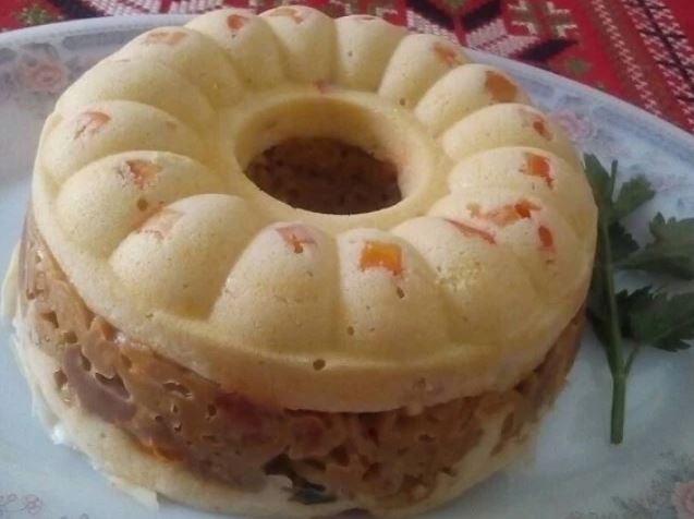 15 Kreasi nggak biasa dari mi instan, ada yang berbentuk boneka