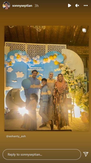 9 Momen akikah dan khitan anak Fairuz A Rafiq, elegan bernuansa biru