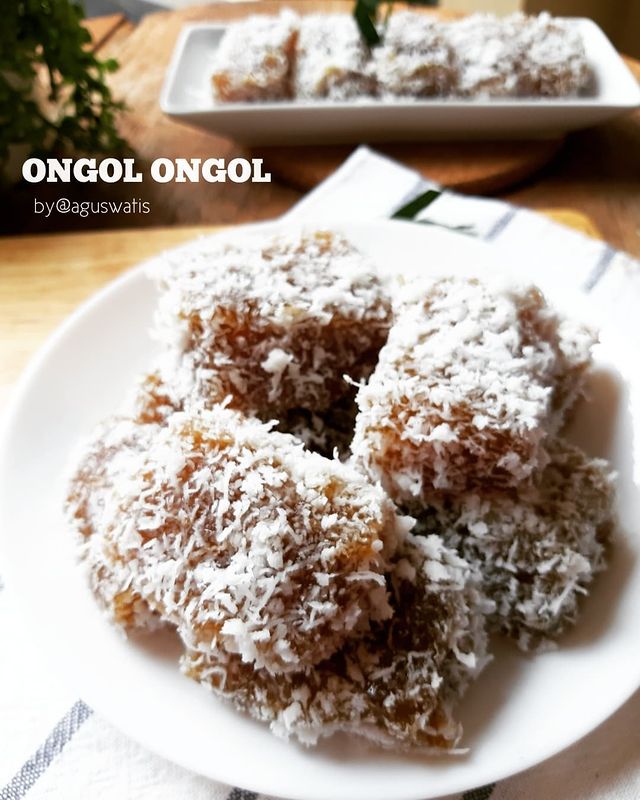 Cara membuat ongol ongol gula merah  Instagram