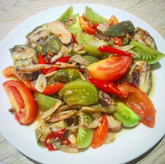 11 Resep olahan terong hijau, sederhana dan bikin nagih