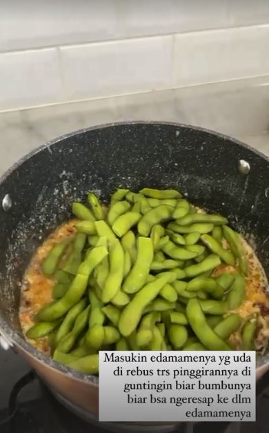 9 Langkah Shandy Purnamasari bikin edamame pedas, sehat dan enak