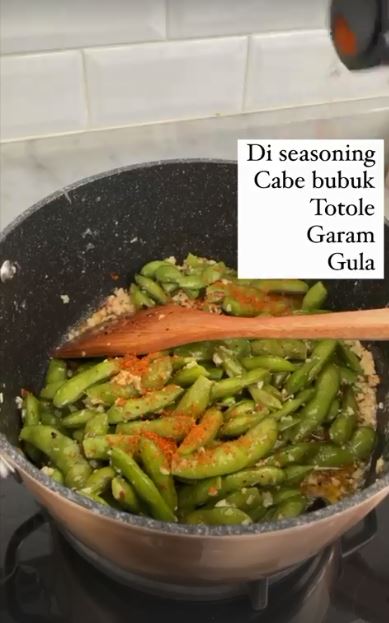 9 Langkah Shandy Purnamasari bikin edamame pedas, sehat dan enak