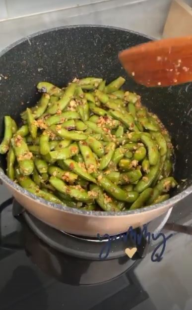 9 Langkah Shandy Purnamasari bikin edamame pedas, sehat dan enak