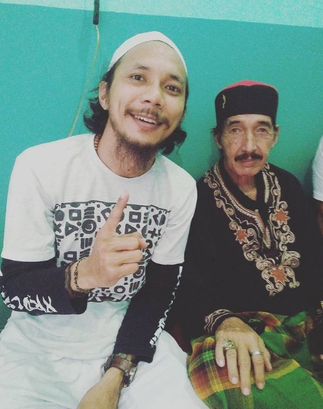 Lama tak muncul di TV, ini 7 kisah Norman Kamaru yang jadi kontroversi