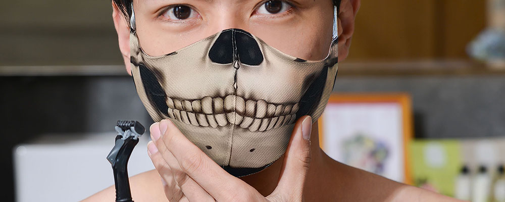 15 Desain unik masker yang bikin salah fokus, kreatif banget