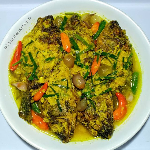 Resep nila acar kuning daun jeruk, lezat tanpa santan