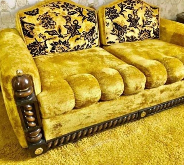 21 Desain nyeleneh sofa rumah, bentuknya bikin mata susah kedip