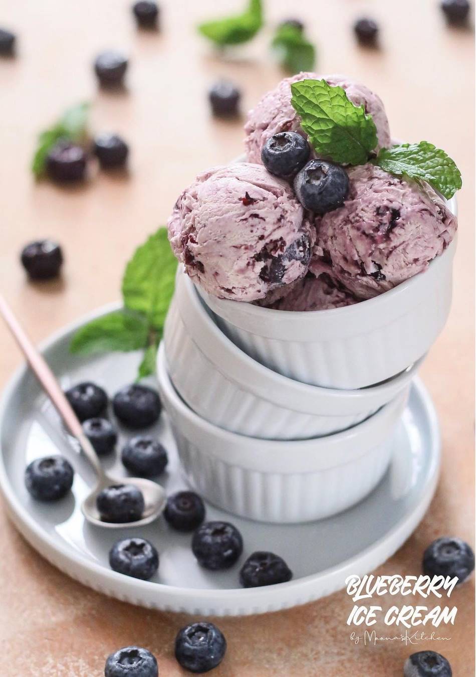 Cara membuat es krim blueberry sendiri di rumah, enak dan praktis