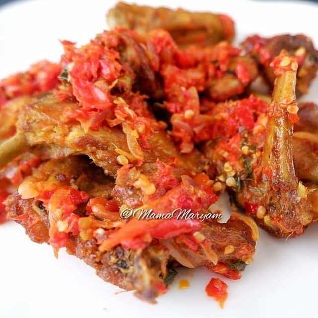 11 Resep kreasi ayam lengkuas, sedap, mudah dibuat, dan nikmat