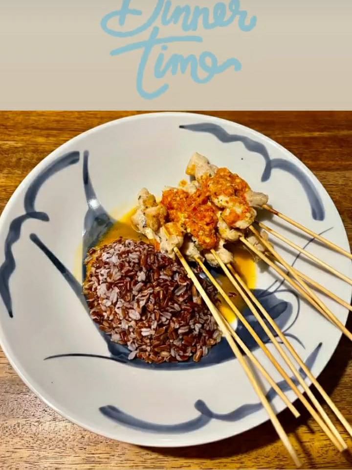 Inspirasi menu diet berbahan ayam ala 13 seleb, menggugah selera