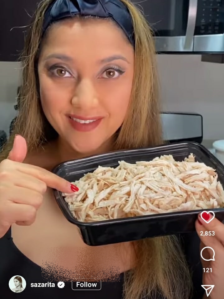 9 Trik Sarah Azhari bikin ayam suwir, wangi dan mudah ditiru