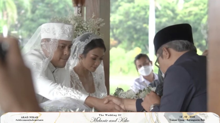 Lepas status janda, ini 11 momen pernikahan Melanie Putria di Bali