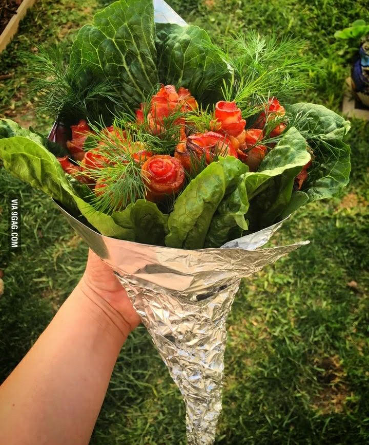 15 Bentuk nyeleneh buket bunga ini bikin valentinemu penuh tawa