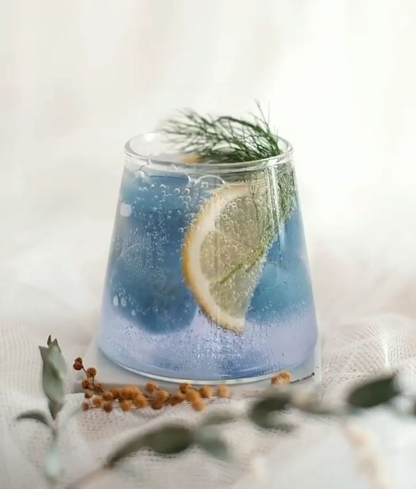 15 Resep kreasi es mojito ala kafe, simpel dan menyegarkan
