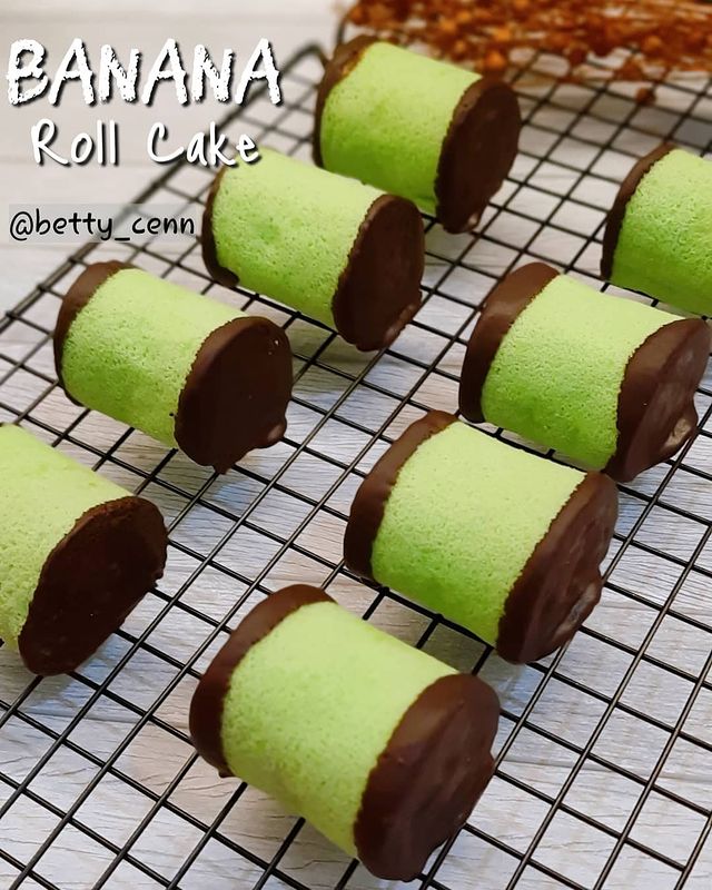 11 Resep olahan cokelat batang jadi aneka kue gulung, legit dan simpel