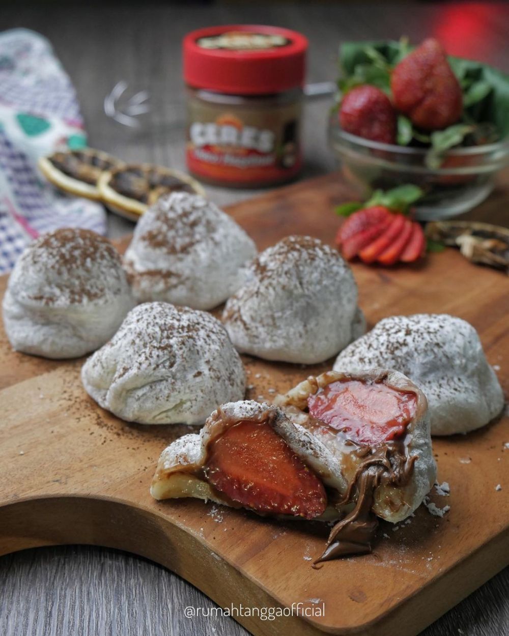 15 Resep olahan strawberry jadi aneka kue, legit dan lembut