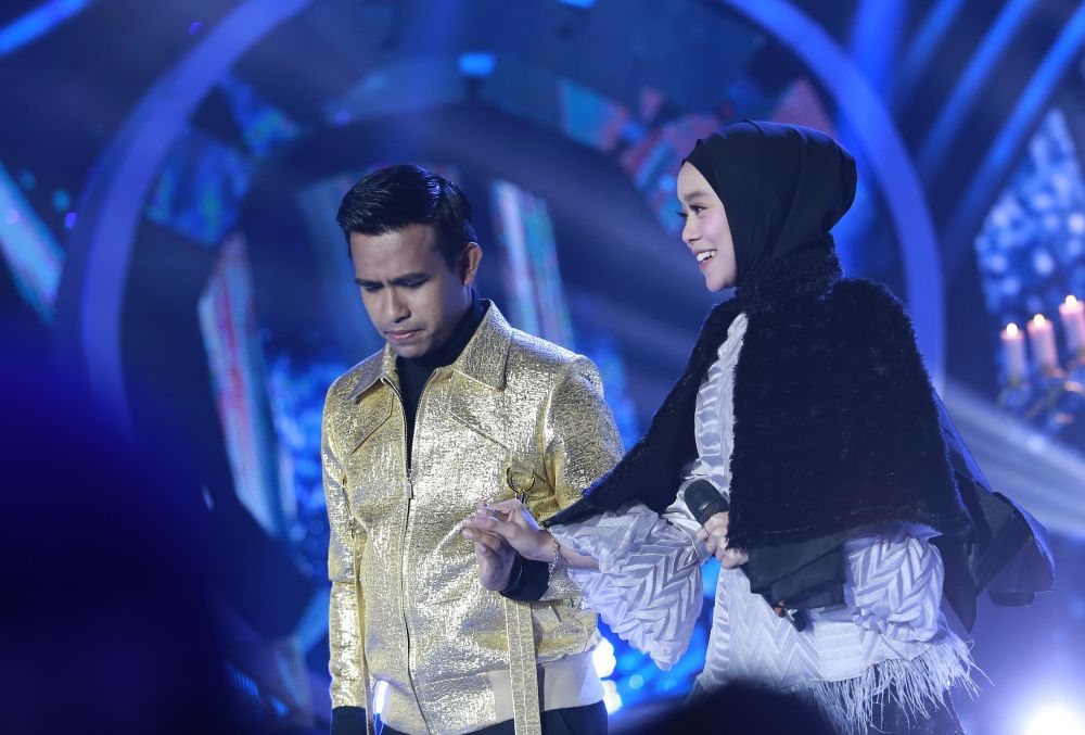 Potret Lesty Kejora bareng 9 pasangan duet, chemistry-nya top
