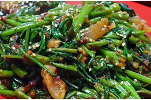 10 Cara menyimpan kangkung biar nggak cepat layu, bisa tanpa kulkas