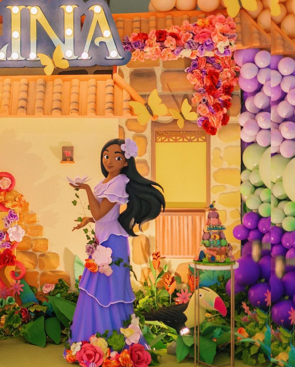 11 Momen Raisa rayakan ulang tahun anaknya, anggun dalam balutan dress