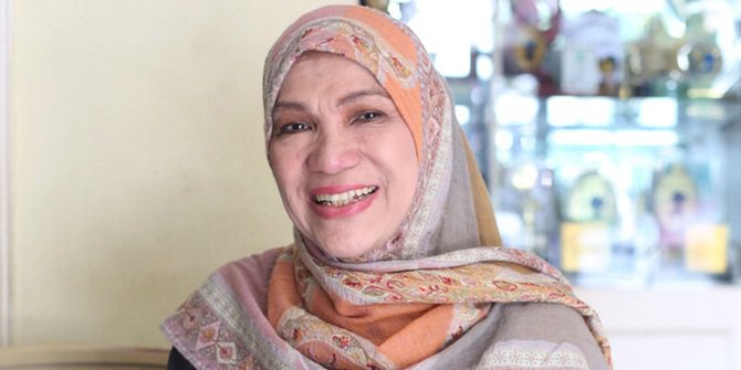 7 Perjalanan karier mendiang Dorce Gamalama, sosok artis multitalenta