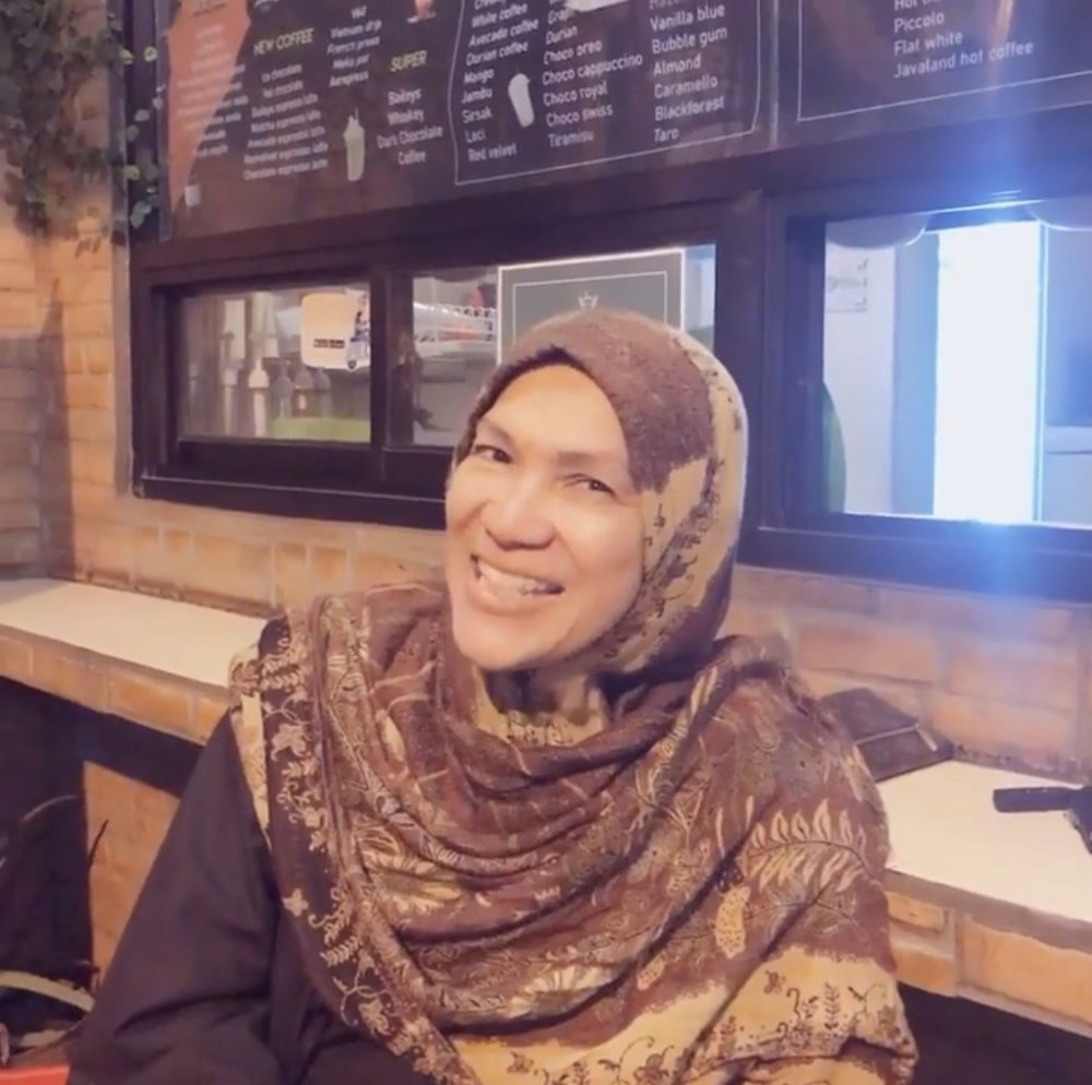 Keluarga sebut Dorce dimakamkan sesuai syariat Islam sebagai laki-laki