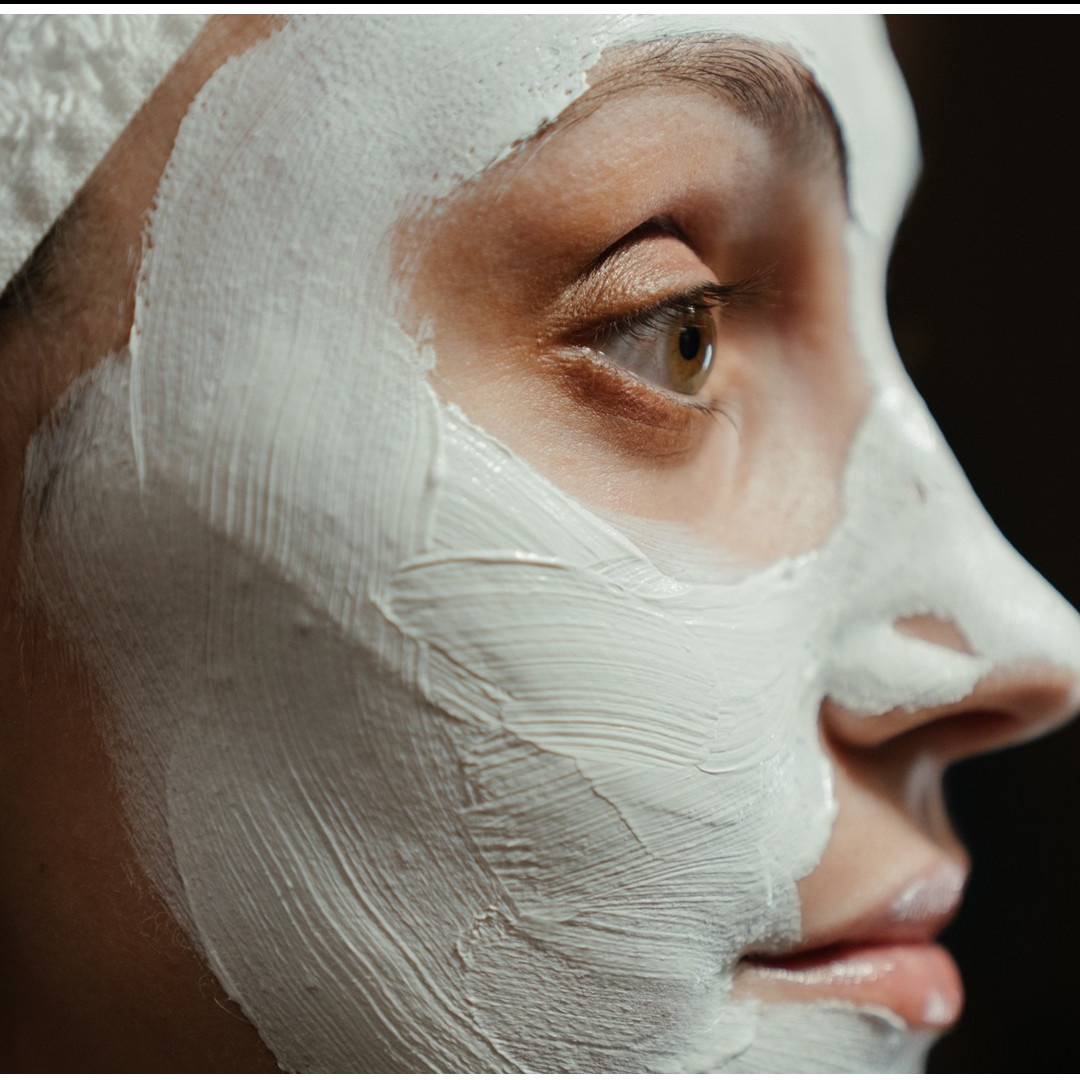 7 Rekomendasi produk masker pemutih wajah, di bawah Rp 50 ribu