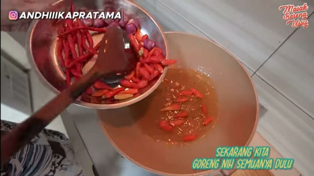 9 Trik Ussy Sulistiawaty masak sambal jengkol, empuk dan antibau