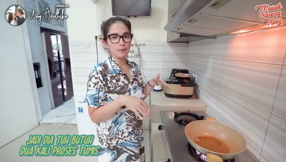 9 Trik Ussy Sulistiawaty masak sambal jengkol, empuk dan antibau