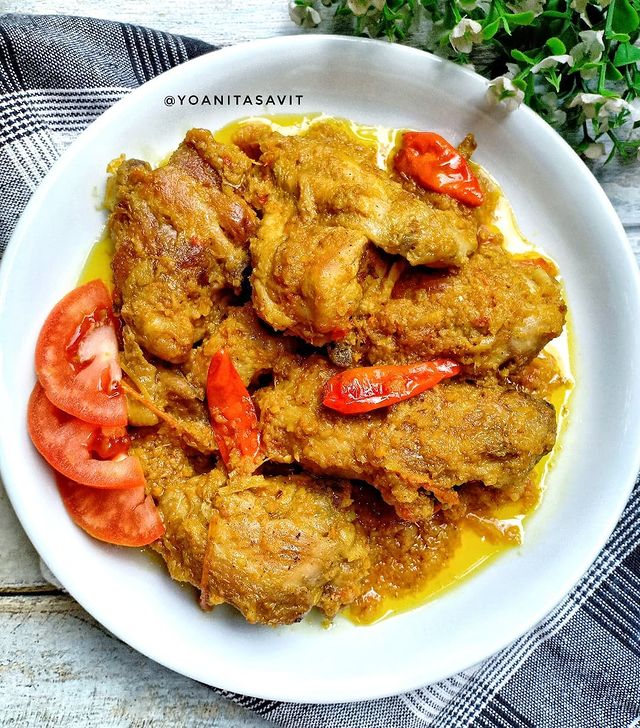Resep ayam bumbu pesmol yang meresap, bikin nafsu makan meningkat