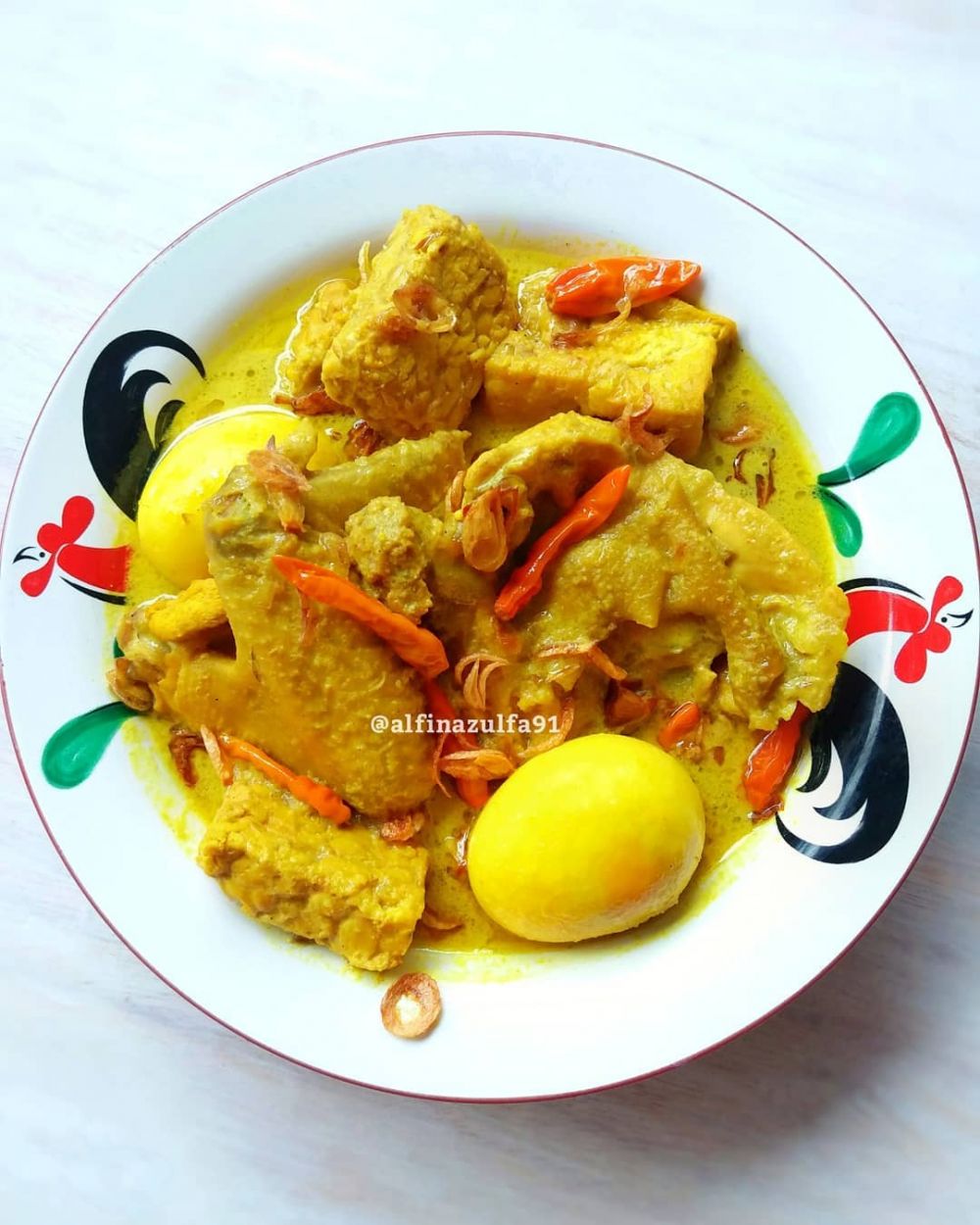 Resep opor ayam bumbu kuning, enak, segar, dan mudah dibuat