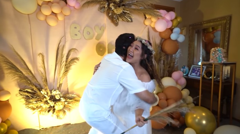 9 Momen gender reveal anak pertama Siti Badriah, penuh haru bahagia