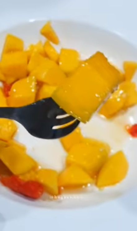 11 Camilan sehat ala Dewi Hughes, bikin kenyang tanpa takut bobot naik