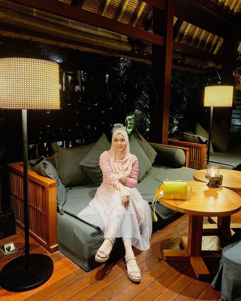 9 Potret terbaru Nadia Stefanie 'Saras 008', kini bisnis kecantikan
