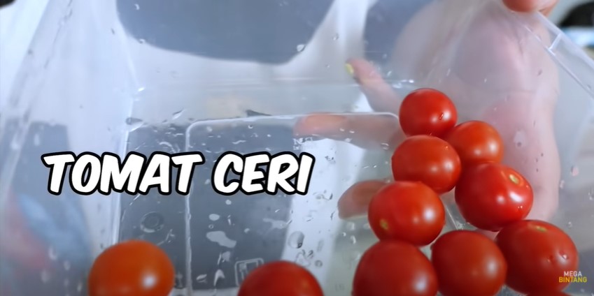 9 Trik Ivan Gunawan masak spaghetti, minim minyak dan mudah ditiru