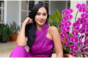 7 Langkah Diah Permatasari bikin jus sayur, rahasia sehat & awet muda