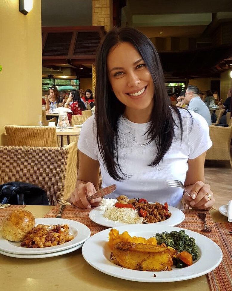 11 Inspirasi menu sehat ala Sophia Latjuba, kaya akan sayuran