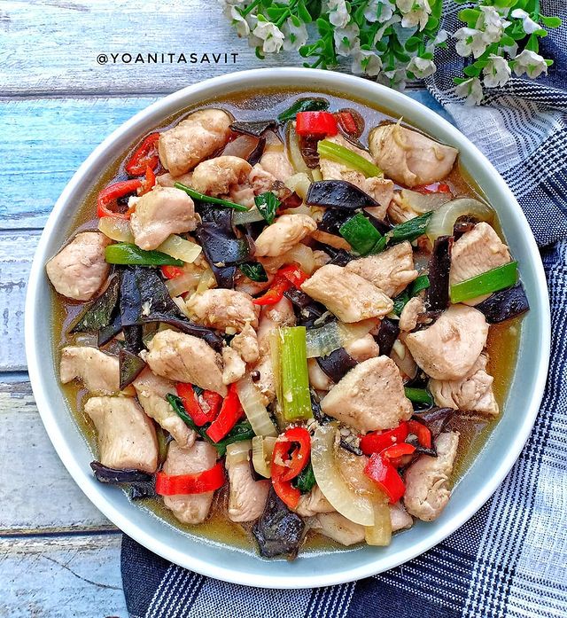 Resep tumis ayam saus tiram, antiribet dan bikin ketagihan